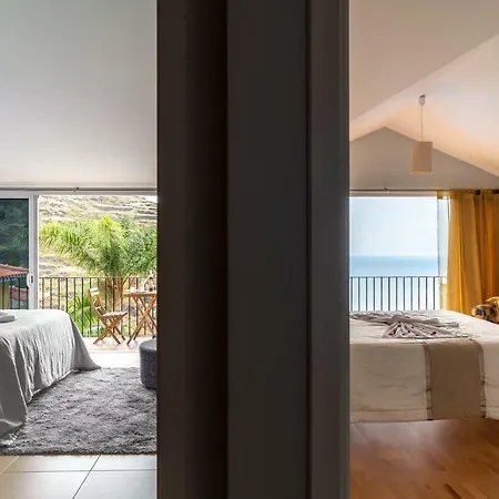 Zeza's House Дом отдыха *