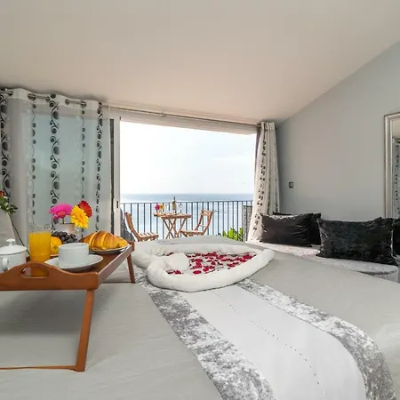 Zeza's House Дом отдыха *