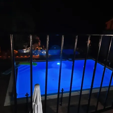 Zeza's House