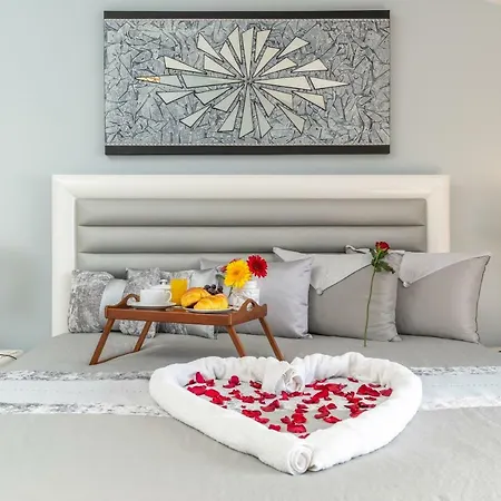 Zeza's House קלייטה