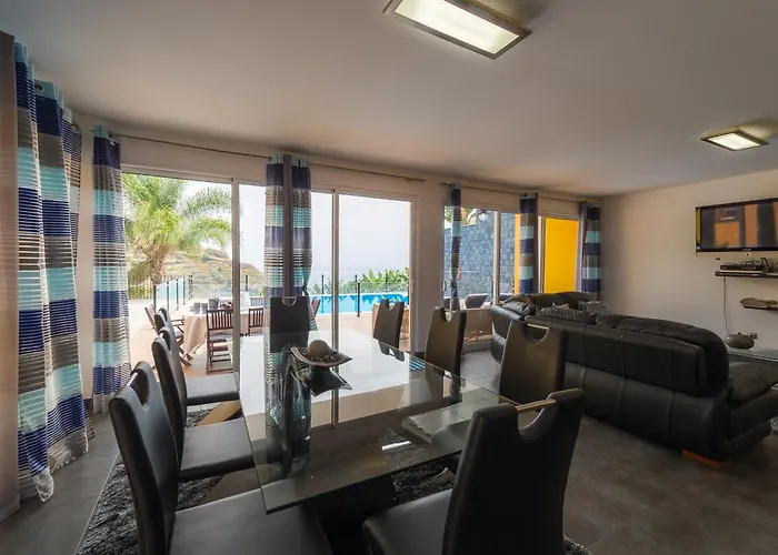 Zeza´s House * Calheta (Madeira)